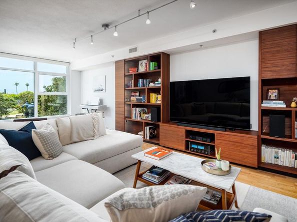 1431 Pacific Highway 315, San Diego CA 92101