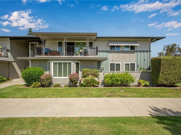 1920 McKinney Way M-15 17A, Seal Beach CA 90740