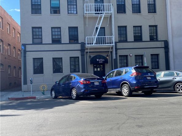 325 Elm Avenue 106, Long Beach CA 90802