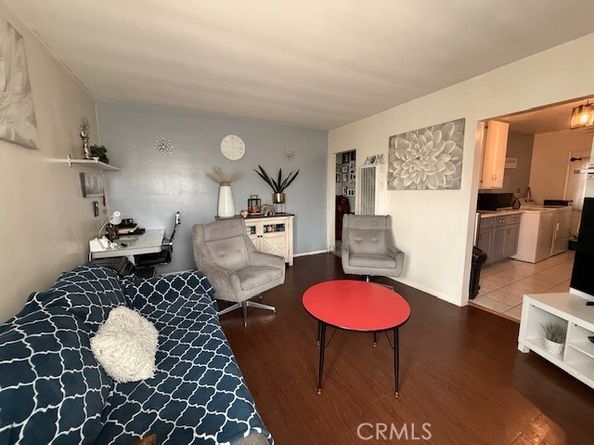 5010 W El Segundo Boulevard, Hawthorne CA 90250