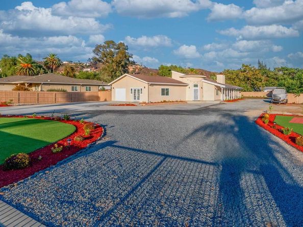 10473 Towns, Lakeside CA 92040