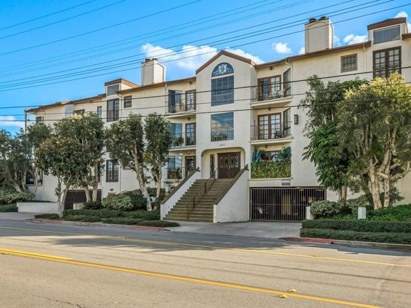 1263 Robinson Ave 2, San Diego CA 92103