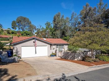 1668 Avenida Cherylita