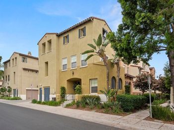 1291 Blue Jean Way Unit 4