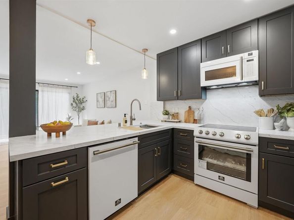 6780 Friars Road 367, San Diego CA 92108