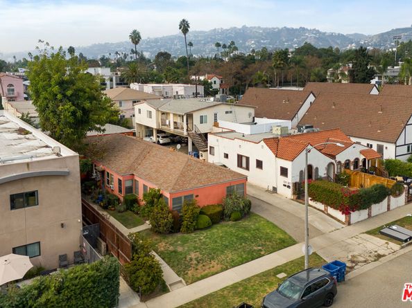 833 N Poinsettia Place, Los Angeles CA 90046