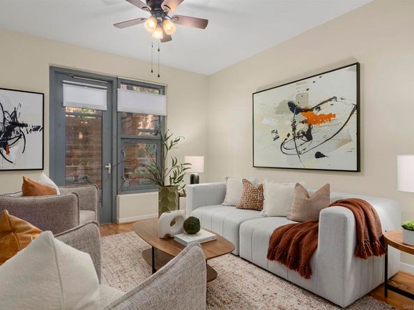 1150 J 104, San Diego CA 92101