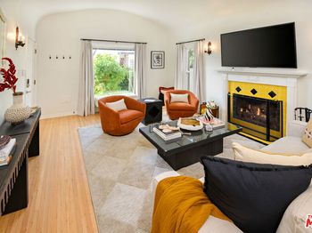 502 N Gardner Street