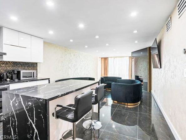 12720 Burbank Boulevard 118, Valley Village CA 91607