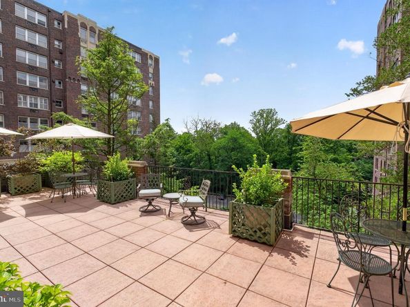 4000 Cathedral Avenue NW 229/239 B, Washington DC 20016