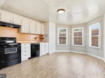 742 N 37TH Street