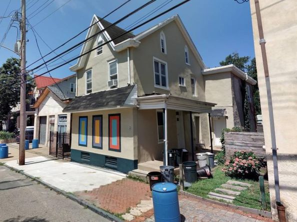 21 W Harvey Street, Philadelphia PA 19144