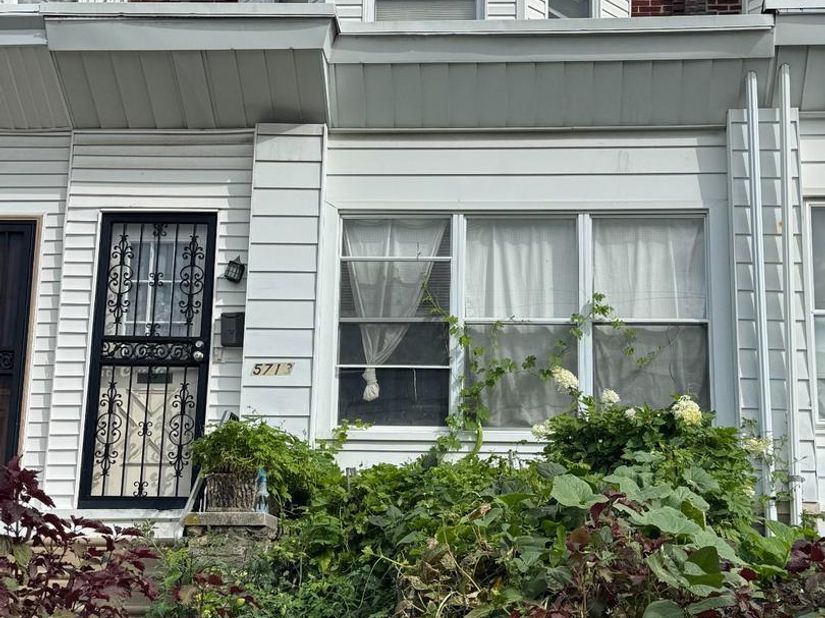 5713 6TH Street, Philadelphia PA 19120
