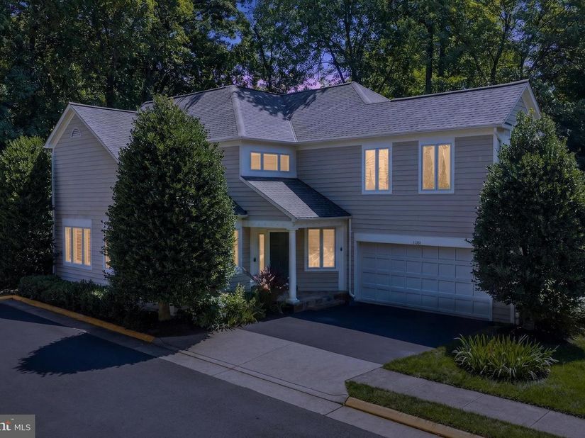 11201 Pavilion Club Court, Reston VA 20194