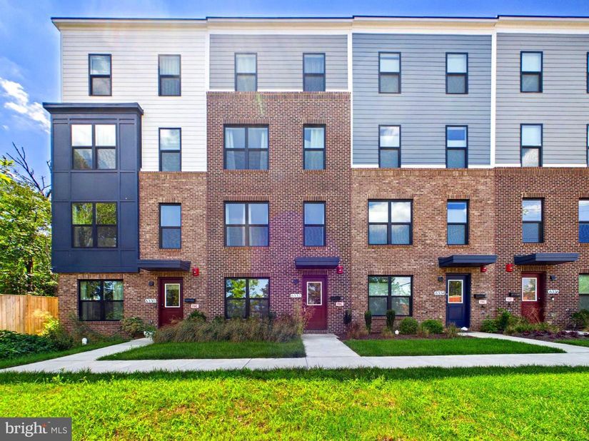 6332 Stevenson Avenue, Alexandria VA 22304