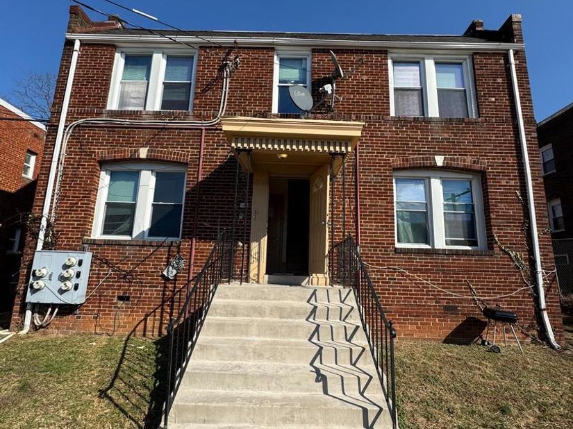 1710 28TH Place SE, Washington DC 20020