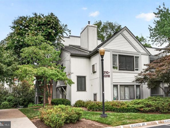 2316 Hunters Run Drive, Reston VA 20191