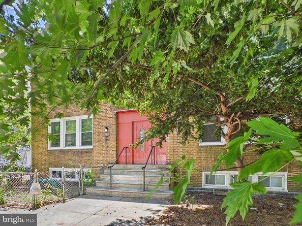 4700 Cedar Avenue, Philadelphia PA 19143