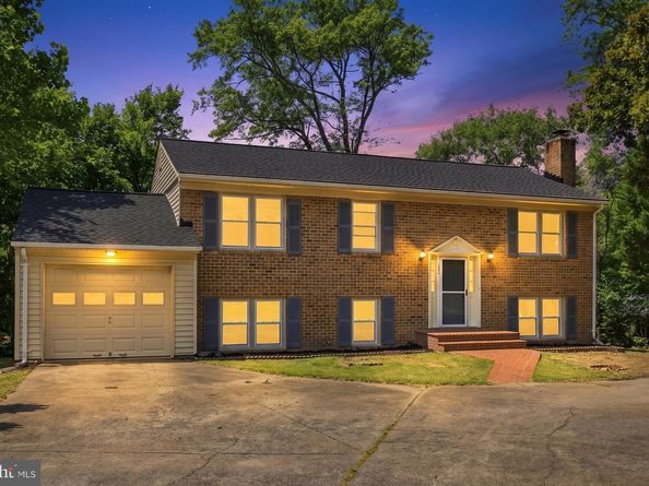 1534 Malvern Hill Place, Herndon VA 20170