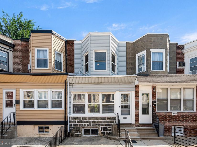 2519 S Hobson Street, Philadelphia PA 19142