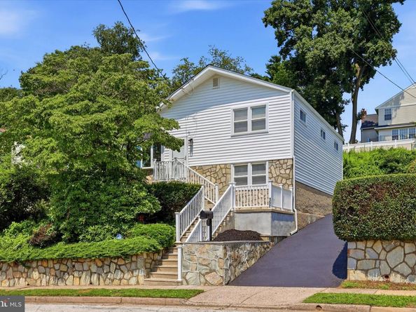 152 Egerton Avenue, Glenside PA 19038