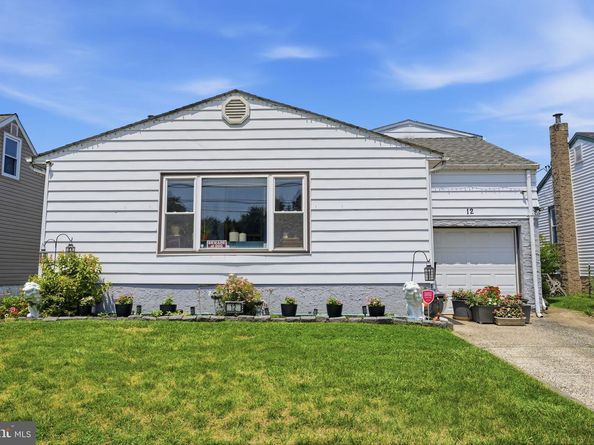 12 Mill Creek Road, Levittown PA 19057