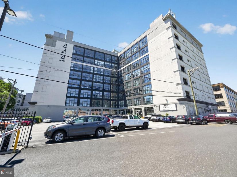 444 N 4TH Street 202, Philadelphia PA 19123