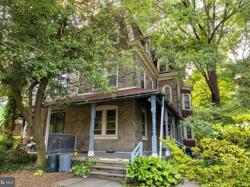 145 W School House Lane, Philadelphia PA 19144