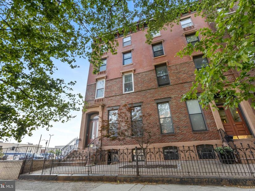 1326 S Broad Street 1F, Philadelphia PA 19146