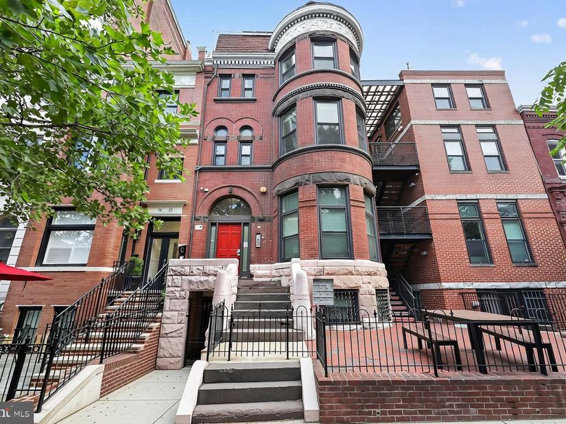 1421 T Street NW 3, Washington DC 20009