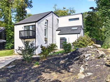 1001 W Allens Lane