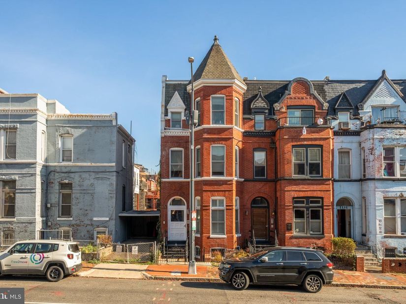 1135 6TH Street NW 1, Washington DC 20001