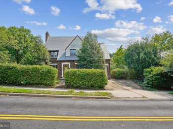 3633 13TH Street NE