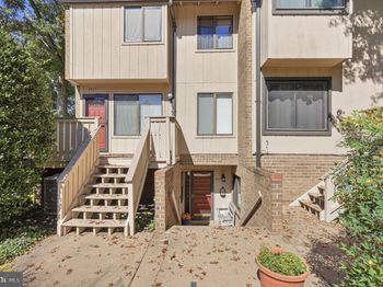 2415 Glengyle Drive