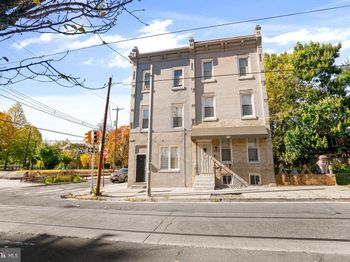 2500 N 11TH Street