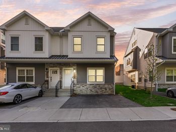 9522 Golfview Lane