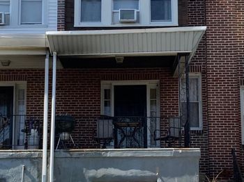 427 E Sharpnack Street
