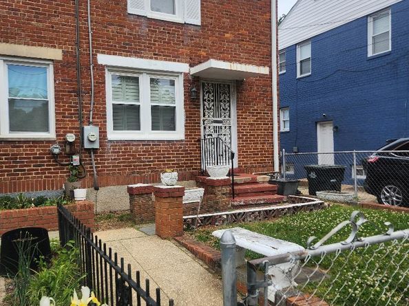 5514 C Street SE, Washington DC 20019