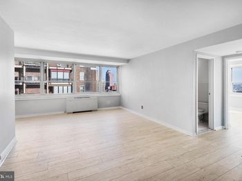 1810 Rittenhouse Square