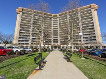 20724 Valley Forge Circle