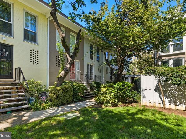 237 G Street SW 120, Washington DC 20024