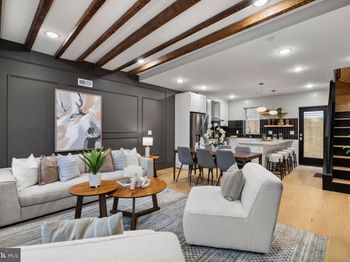 1613 N Lawrence Street