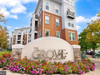 2465 Army Navy Drive