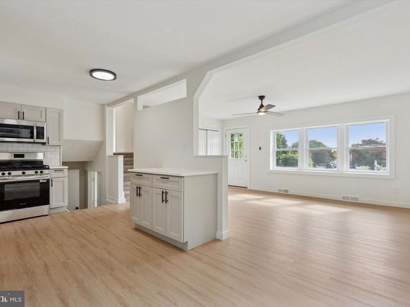 11022 Ferndale Street, Philadelphia PA 19116