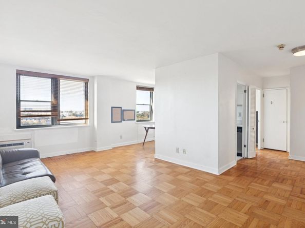 2601 Pennsylvania Avenue 848, Philadelphia PA 19130