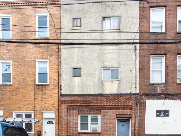 1402 S 2nd Street, Philadelphia PA 19147