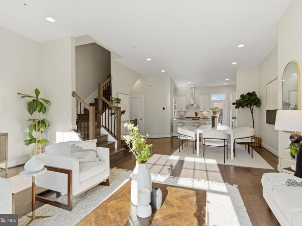 608 E Alexandria Avenue, Alexandria VA 22301