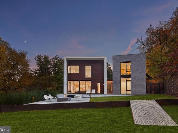 9119 Levelle Drive, Chevy Chase MD 20815
