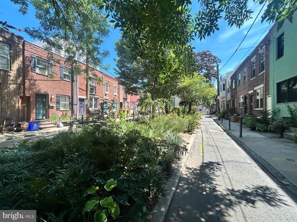 708 Medina Street, Philadelphia PA 19147