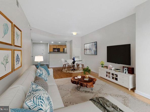 3883 Connecticut Avenue NW 303, Washington DC 20008